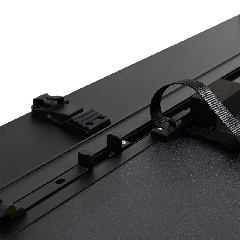 Westin 15-24 Ford F-150 6.5ft. Bed Hard Tri-Fold Tonneau Cover - Black