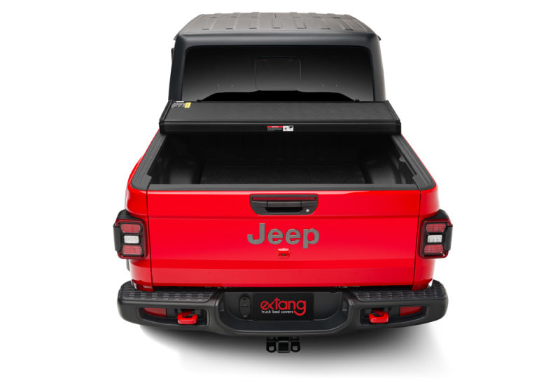 Extang 2020 Jeep Gladiator (JT) (w/o Rail System) Solid Fold 2.0