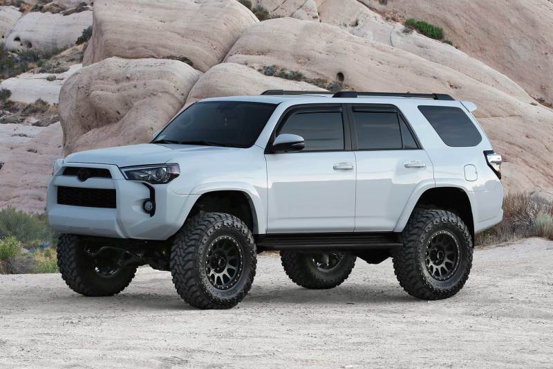 Fabtech 15-17 Toyota 4Runner 4WD 6in Perf. System w/DL 2.5 Coilovers & Rear DL Shocks