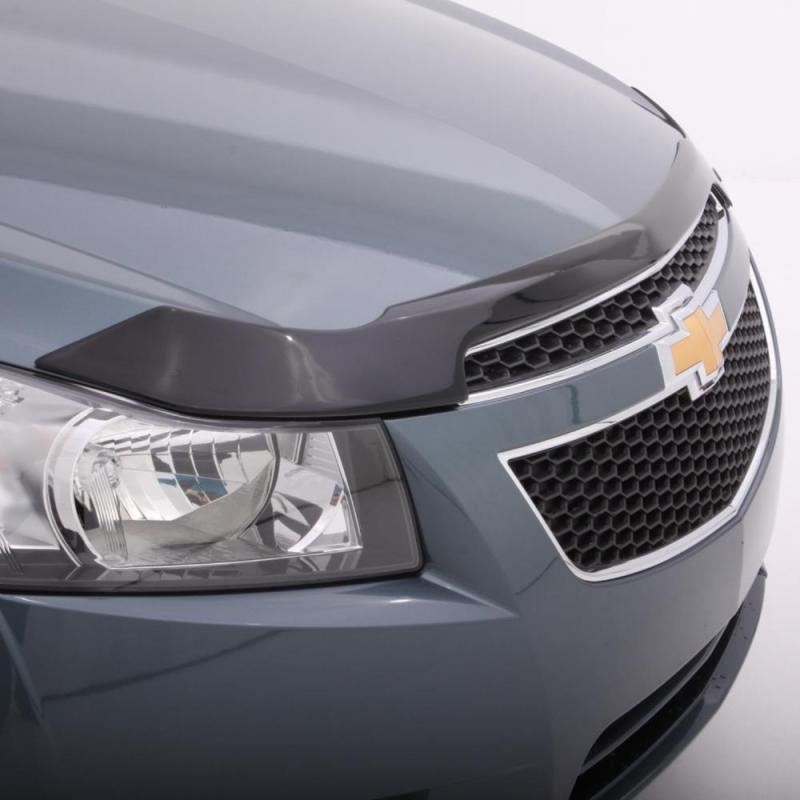 AVS 15-16 Chevy TRAX Aeroskin Low Profile Acrylic Hood Shield - Smoke