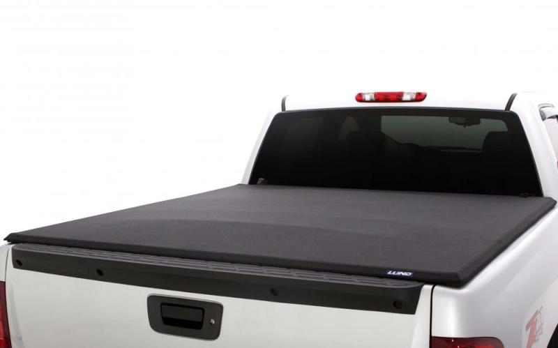 Lund 02-17 Dodge Ram 1500 (5.5ft. Bed) Genesis Elite Tri-Fold Tonneau Cover - Black