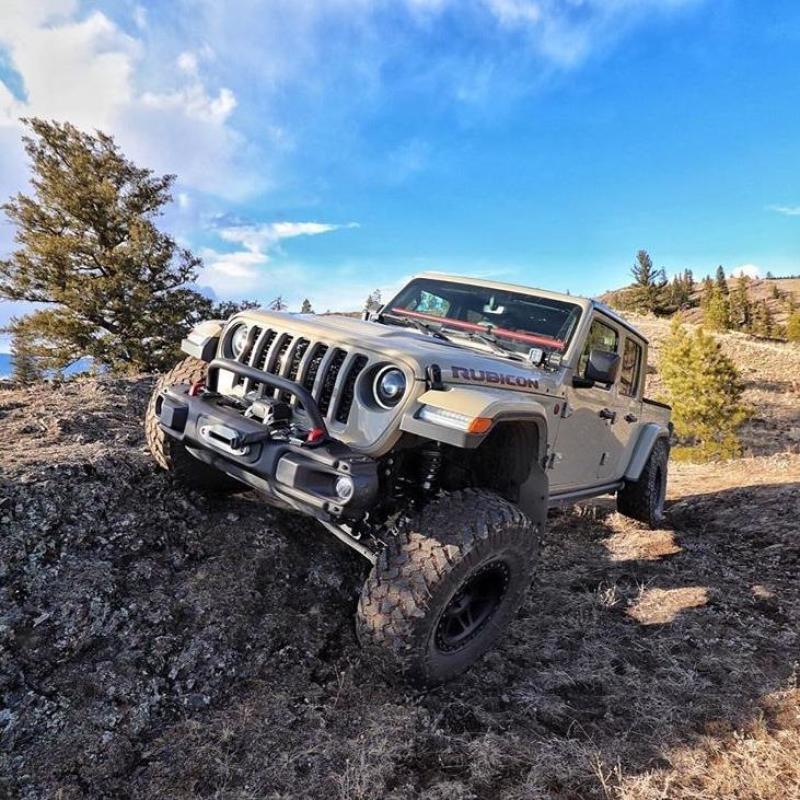 Oracle Oculus Bi-LED Projector Headlights for Jeep JL/Gladiator JT - Satin Silver - 5500K