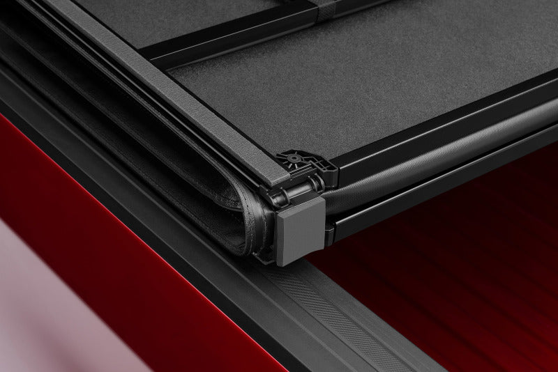 Lund 2019 Dodge Ram 1500 5.7ft Bed Hard Fold Tonneau Lund - Black