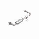 MagnaFlow Conv DF 00-8/04 Toyota Tundra 4.7L D/S Front