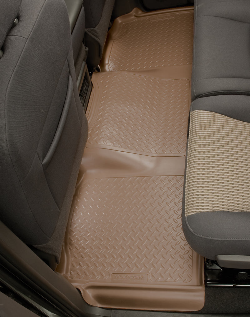 Husky Liners 88-00 GM Full Size Truck 3DR/Ext. Cab Classic Style 2nd Row Black Floor Liners