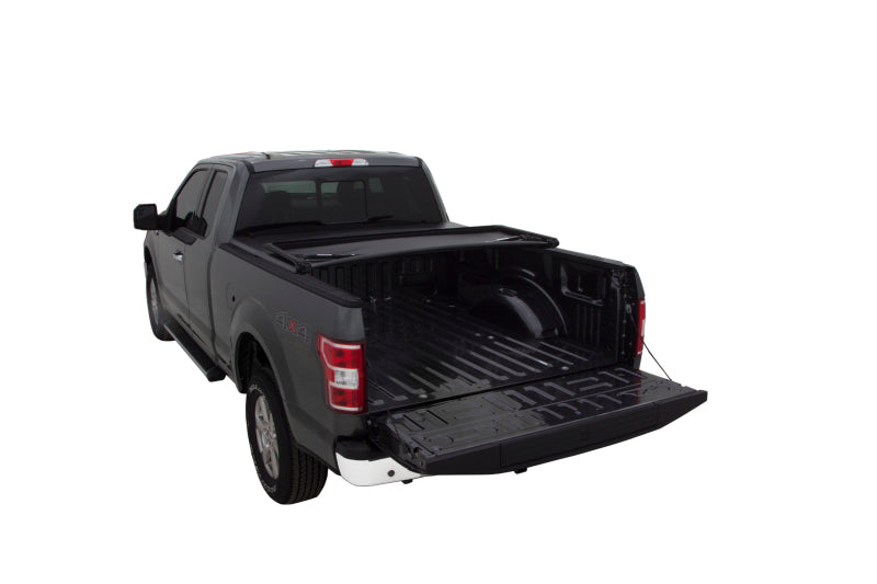 Lund 16-17 Toyota Tacoma (5ft. Bed) Genesis Tri-Fold Tonneau Cover - Black